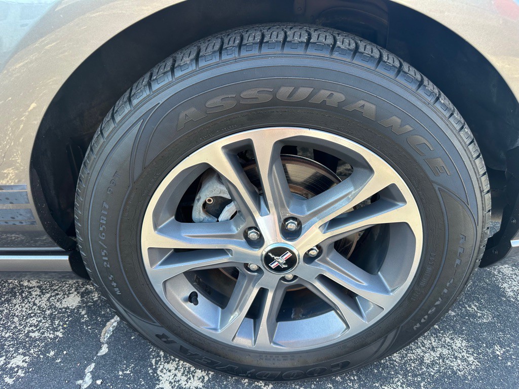 2014 Ford Mustang Image 22