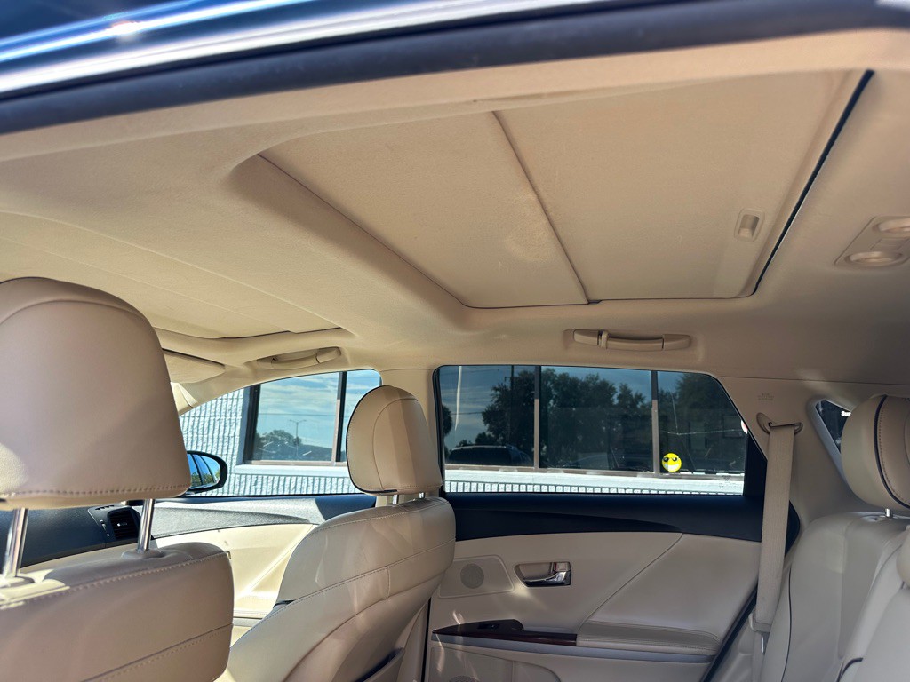 2009 Toyota Venza Image 12