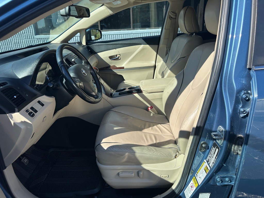 2009 Toyota Venza Image 14