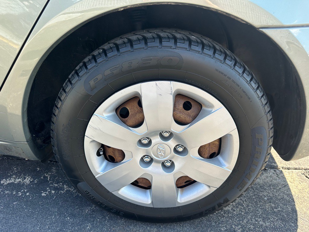 2010 Hyundai Sonata Image 19