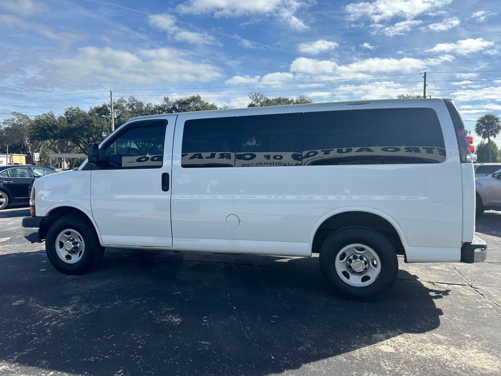 2011 Chevrolet Express Image 6