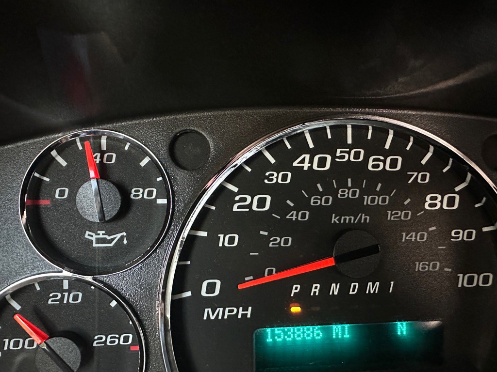 2011 Chevrolet Express Image 18