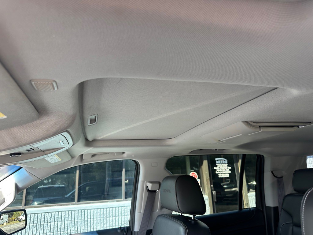 2015 GMC Yukon Image 17