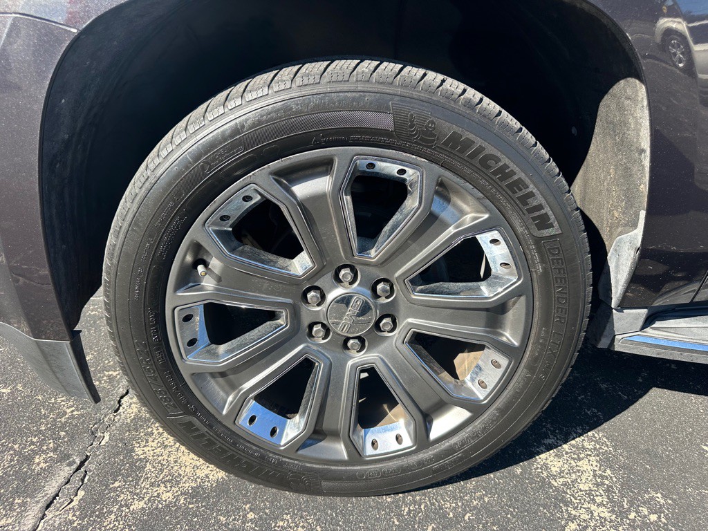 2015 GMC Yukon Image 24