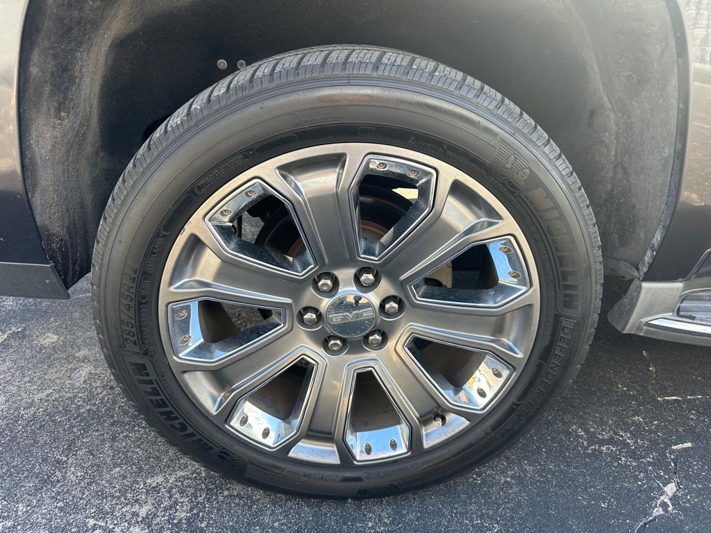 2015 GMC Yukon Image 26