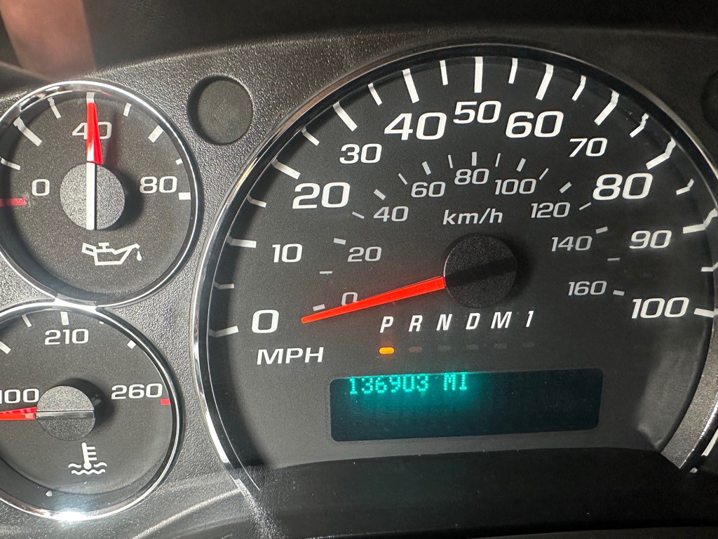 2015 GMC Savana Image 16