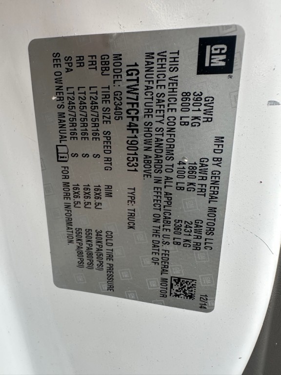 2015 GMC Savana Image 25