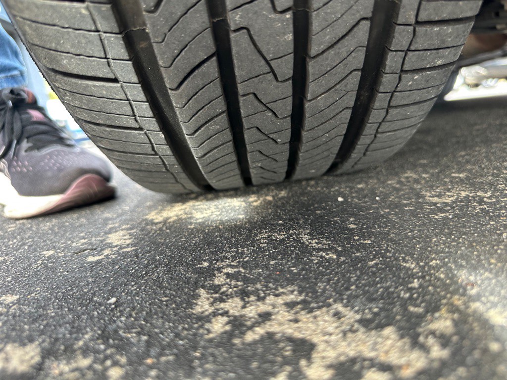 2015 Toyota Sienna Image 25