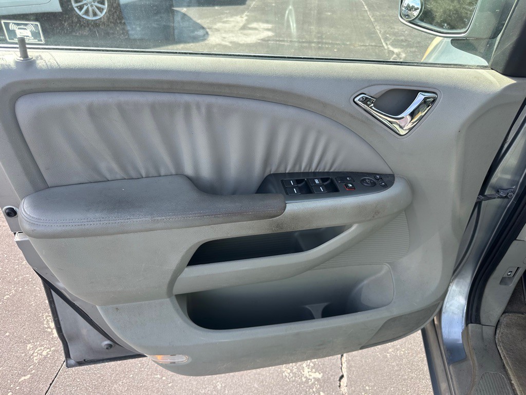 2007 Honda Odyssey Image 14
