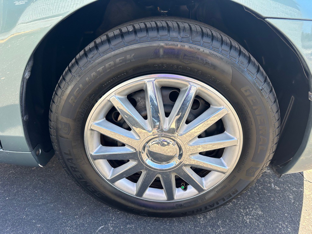 2009 Toyota Camry Image 21