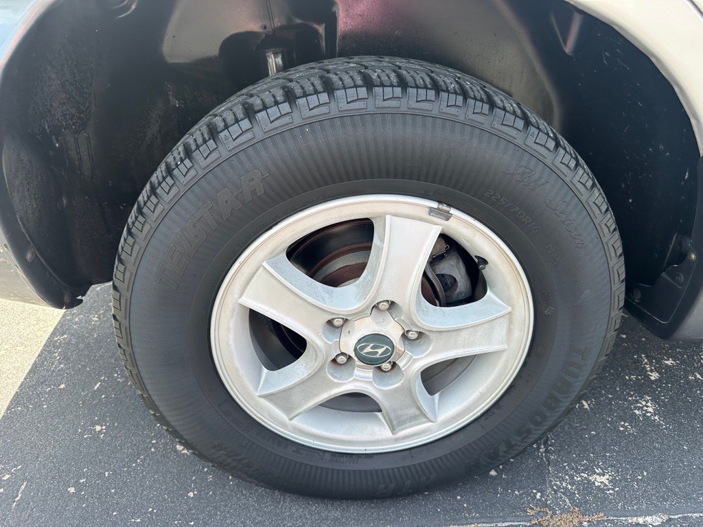 2004 Hyundai Santa Fe Image 20