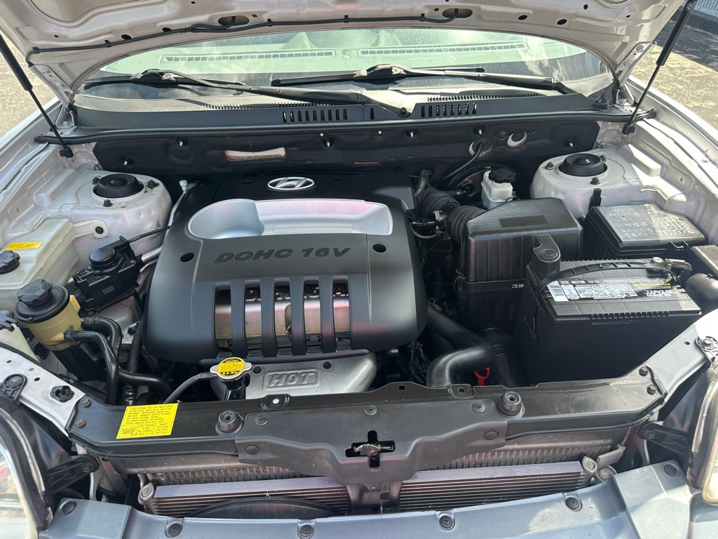 2004 Hyundai Santa Fe Image 23