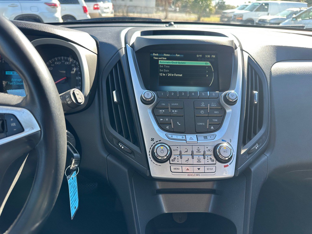 2015 Chevrolet Equinox Image 17