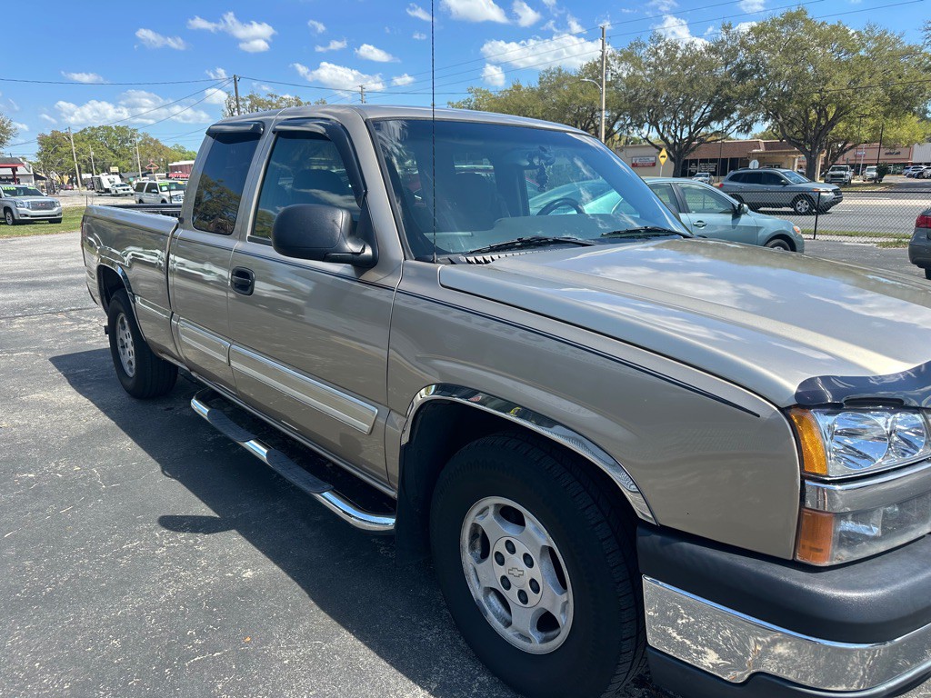 2004 Chevrolet Silverado 1500 Image 5