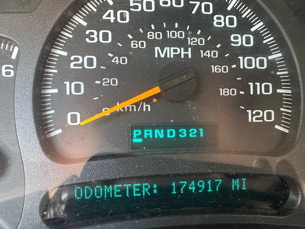 2004 Chevrolet Silverado 1500 Image 15