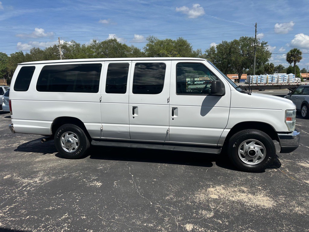 2008 Ford Econoline Image 6