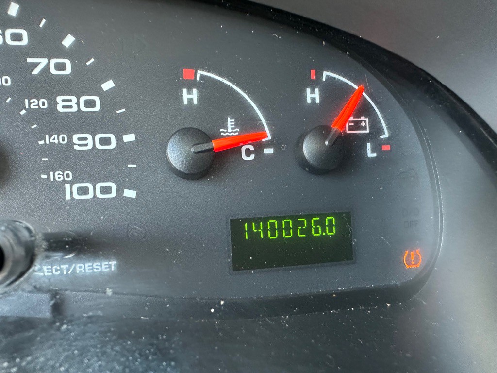 2008 Ford Econoline Image 17