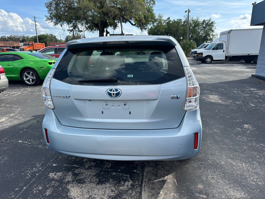 2012 Toyota Prius Image 8