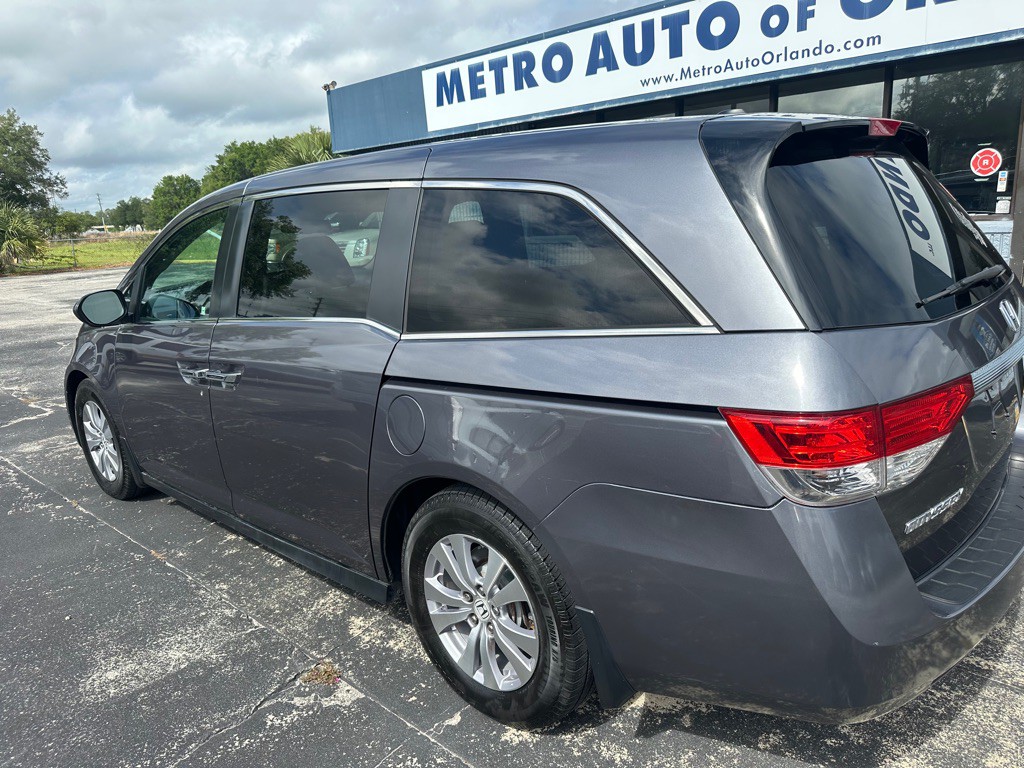 2016 Honda Odyssey Image 2