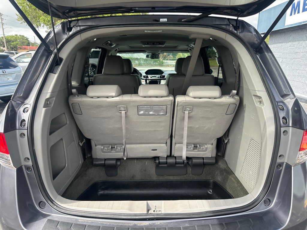 2016 Honda Odyssey Image 9