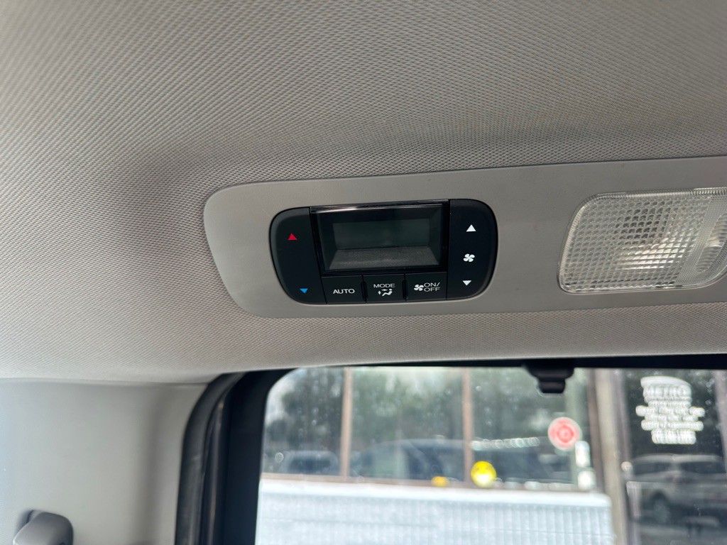 2016 Honda Odyssey Image 13