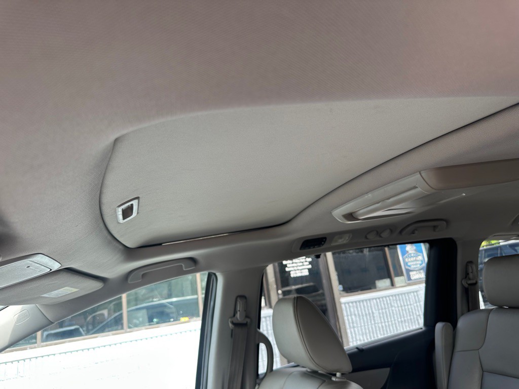 2016 Honda Odyssey Image 16