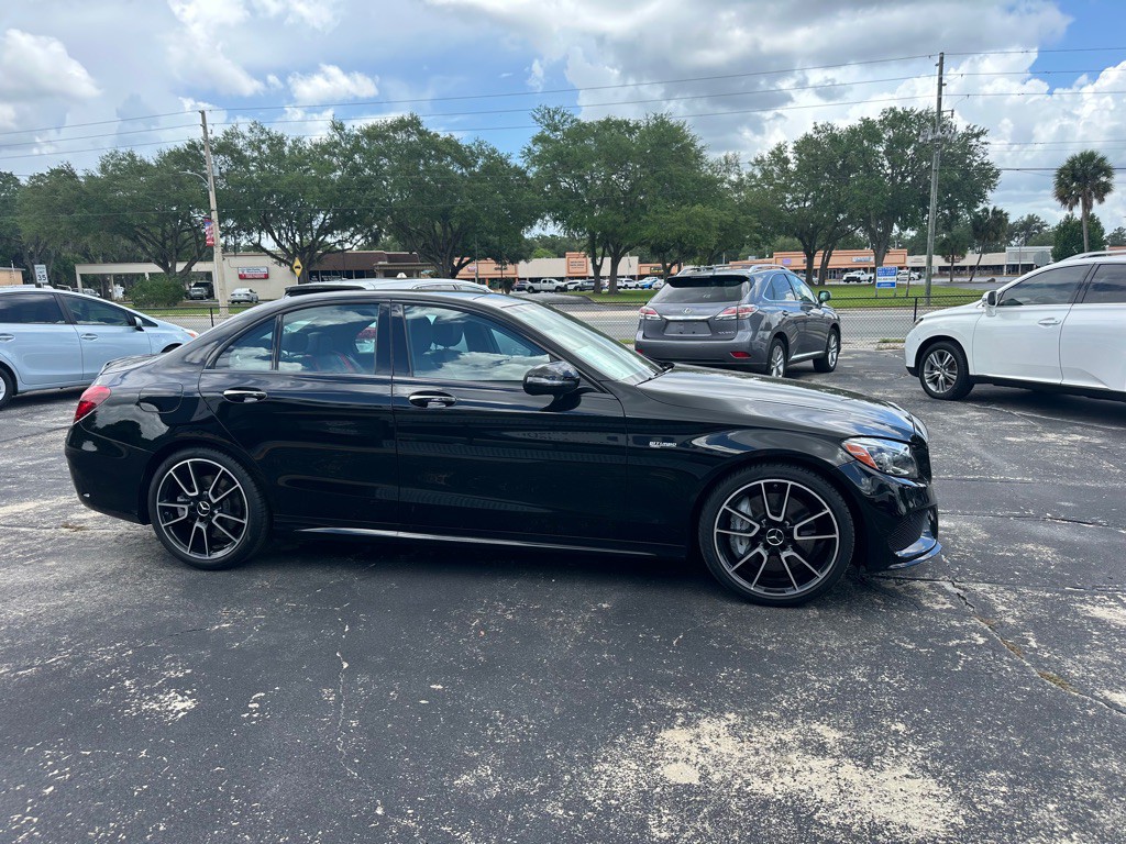 2017 Mercedes-Benz C-Class Image 6