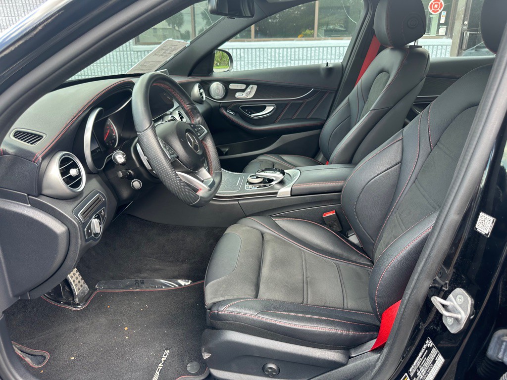 2017 Mercedes-Benz C-Class Image 14