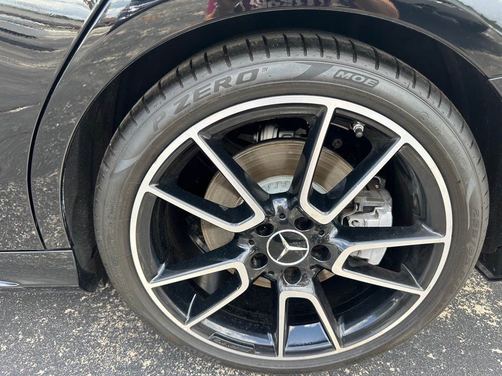 2017 Mercedes-Benz C-Class Image 22