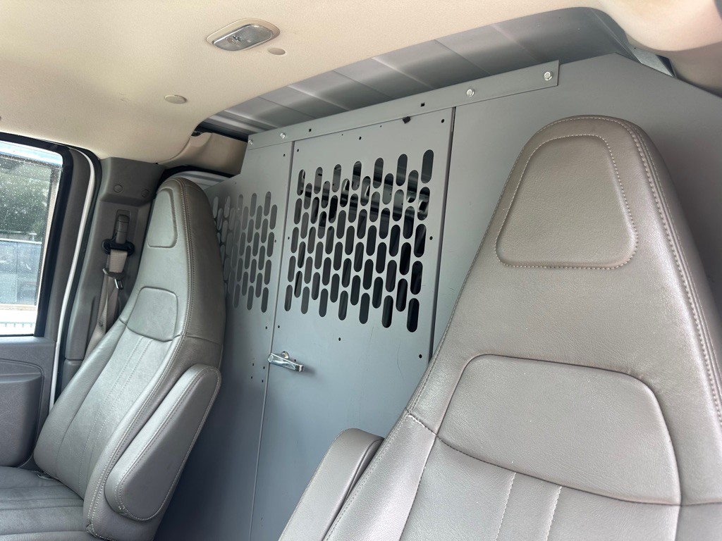 2019 Chevrolet Express Image 12