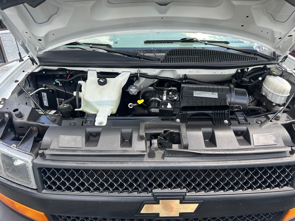 2019 Chevrolet Express Image 23