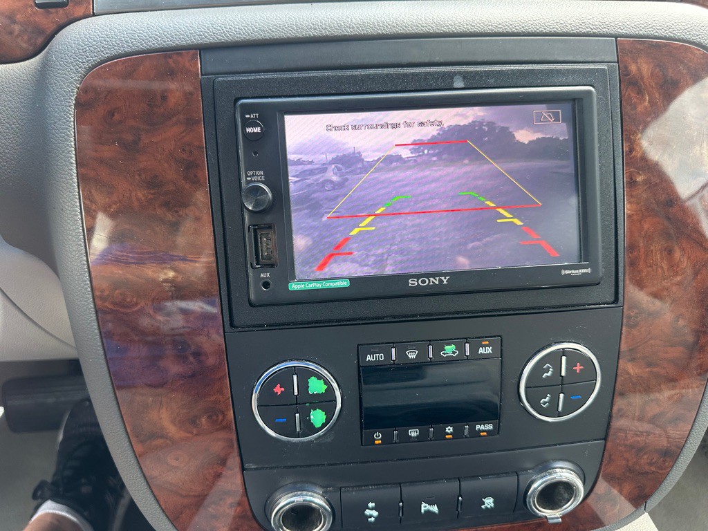 2007 Chevrolet Tahoe Image 16