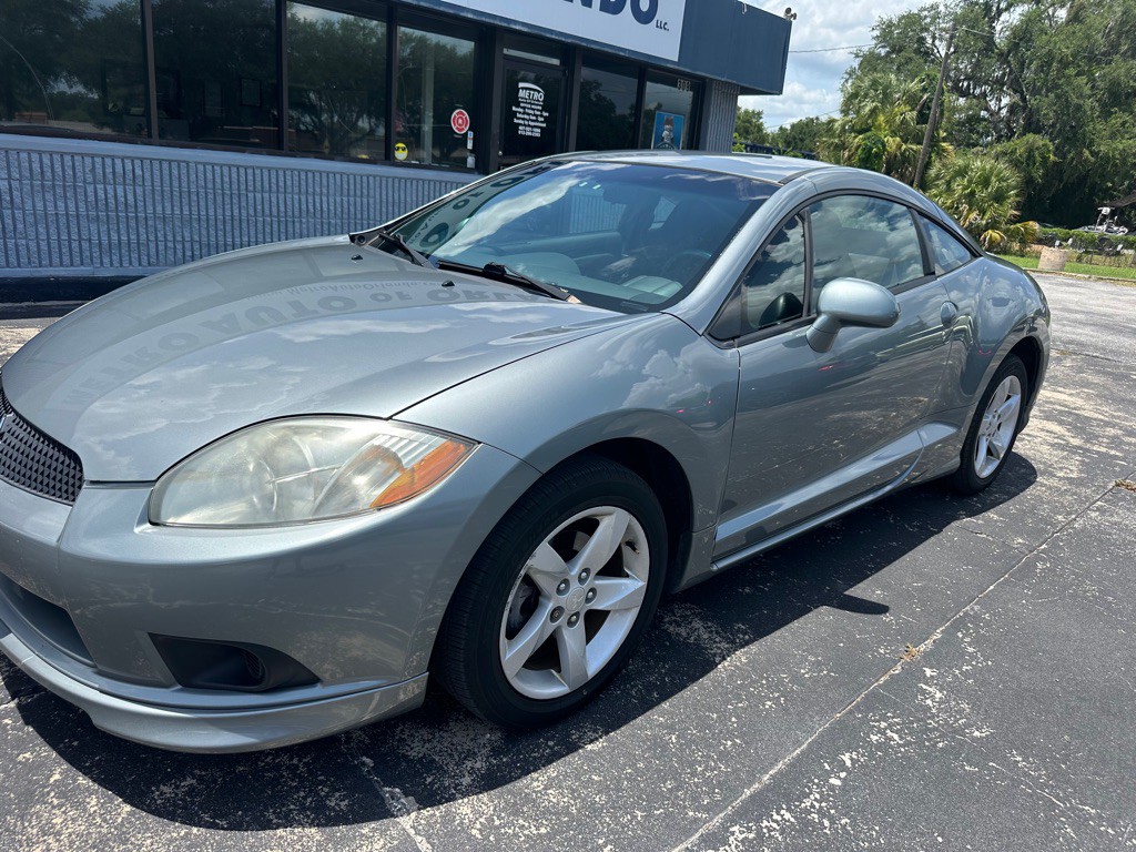 2009 Mitsubishi Eclipse Image 3