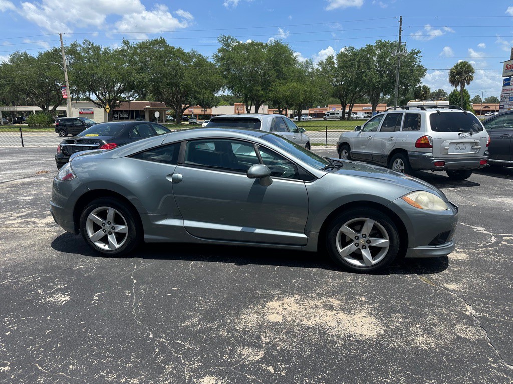 2009 Mitsubishi Eclipse Image 6