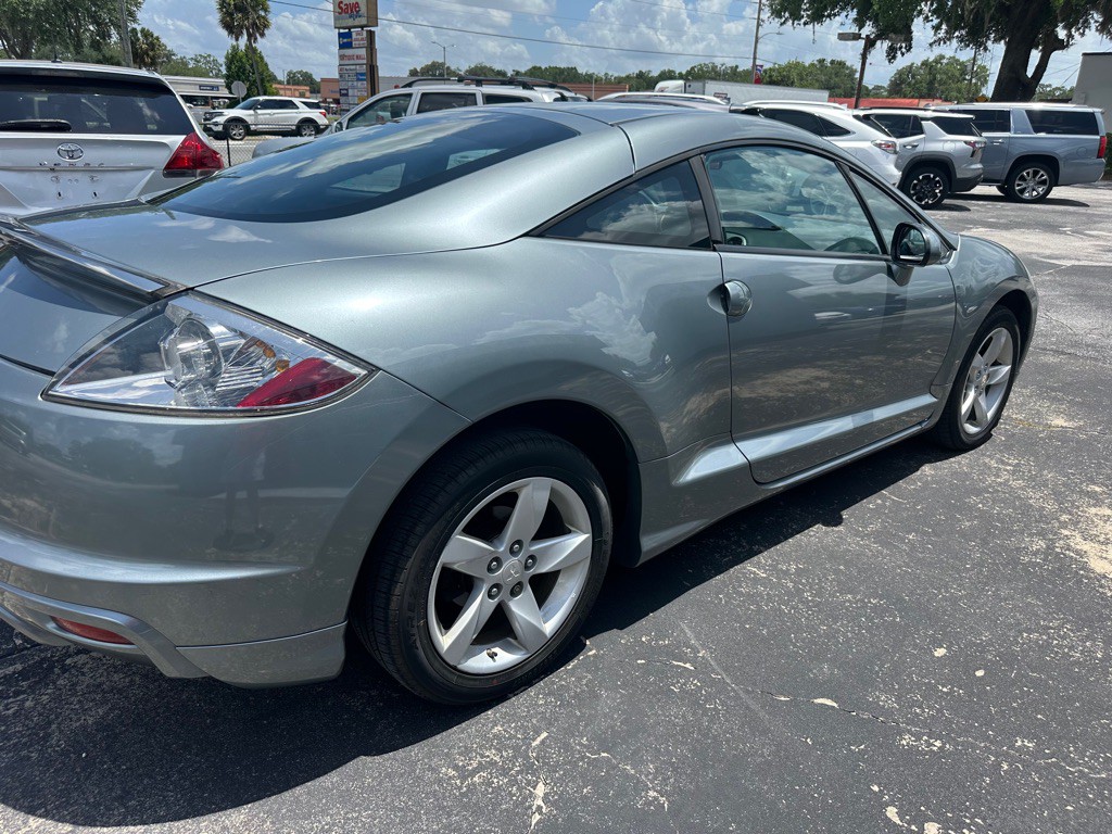 2009 Mitsubishi Eclipse Image 7