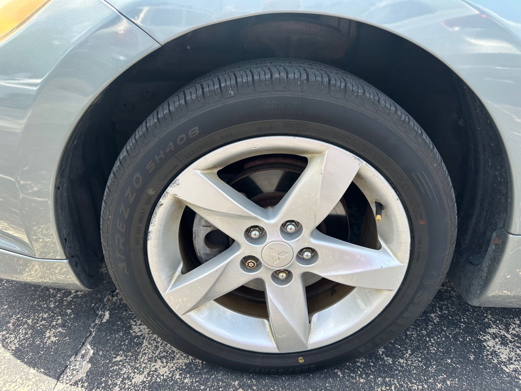2009 Mitsubishi Eclipse Image 18