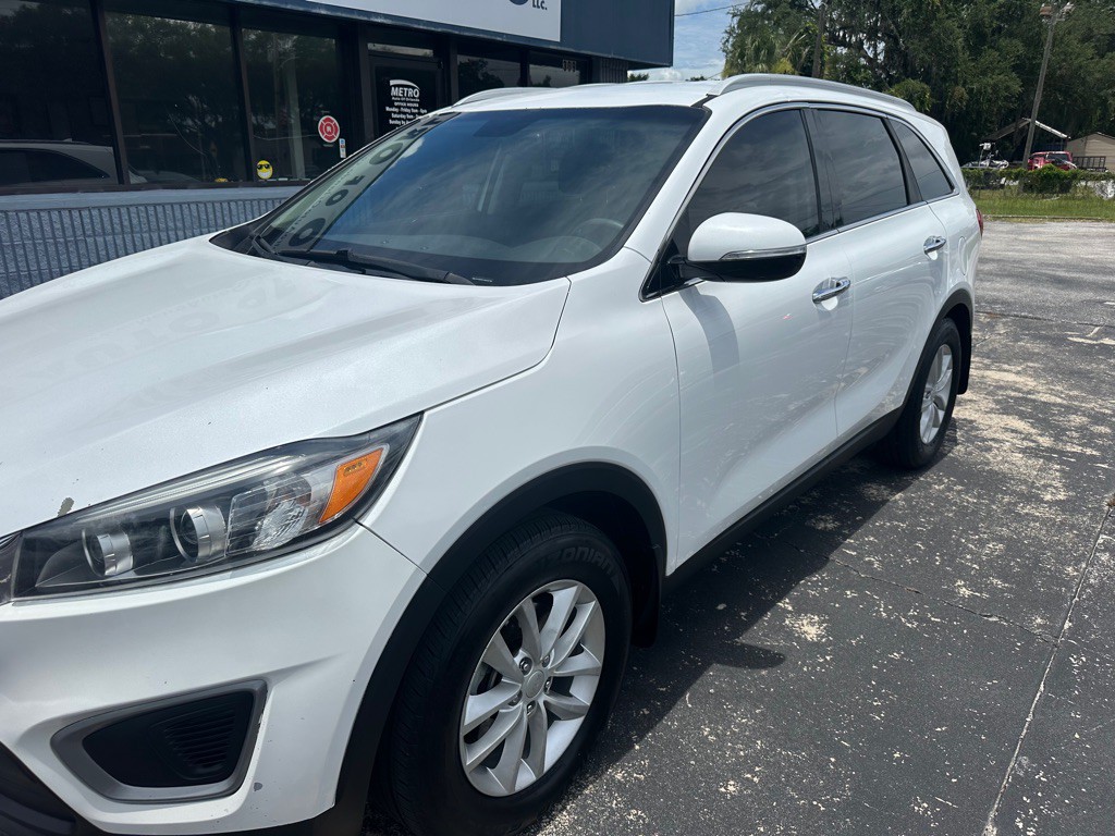 2017 Kia Sorento Image 3