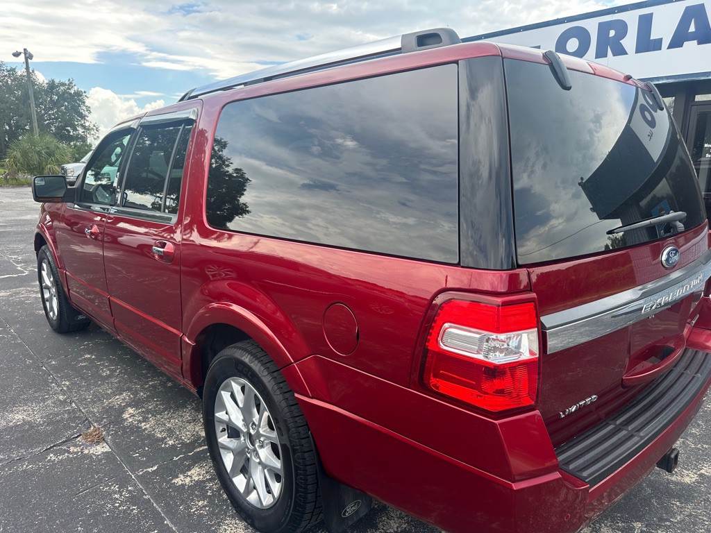2015 Ford Expedition Image 2