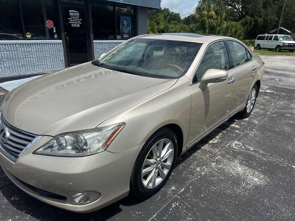 2010 Lexus ES Image 3
