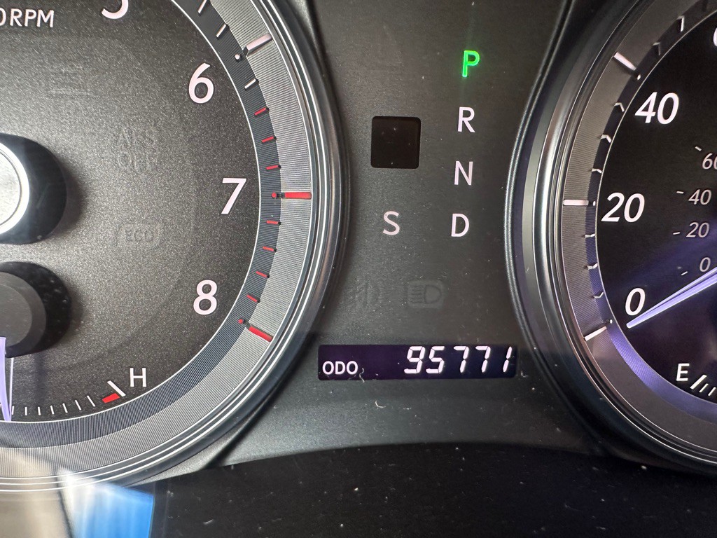 2010 Lexus ES Image 17