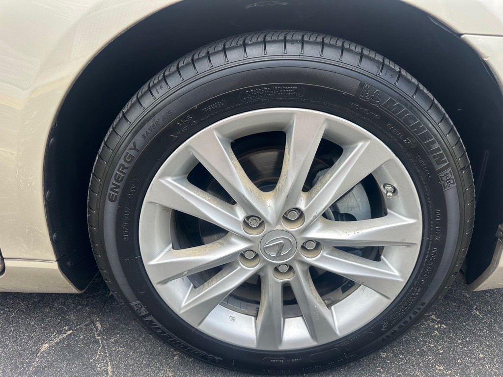 2010 Lexus ES Image 22