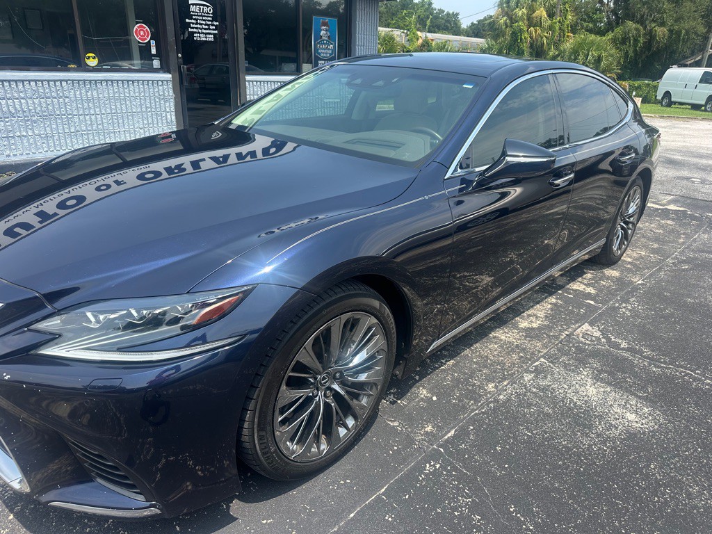 2018 Lexus LS Image 3