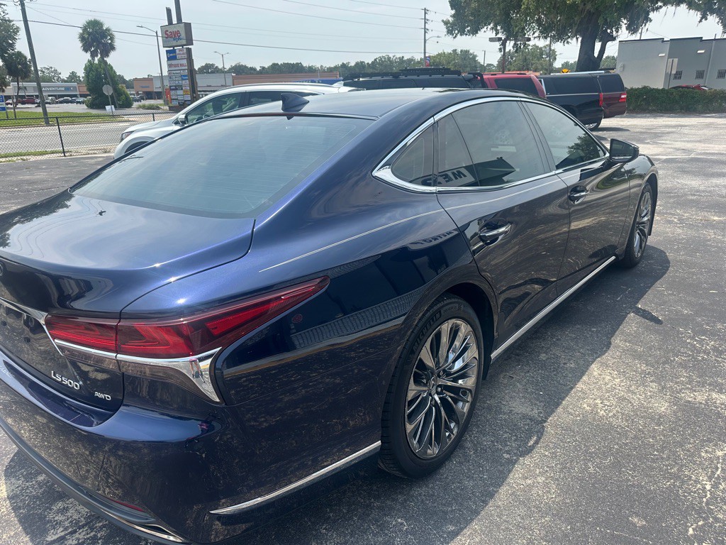 2018 Lexus LS Image 7