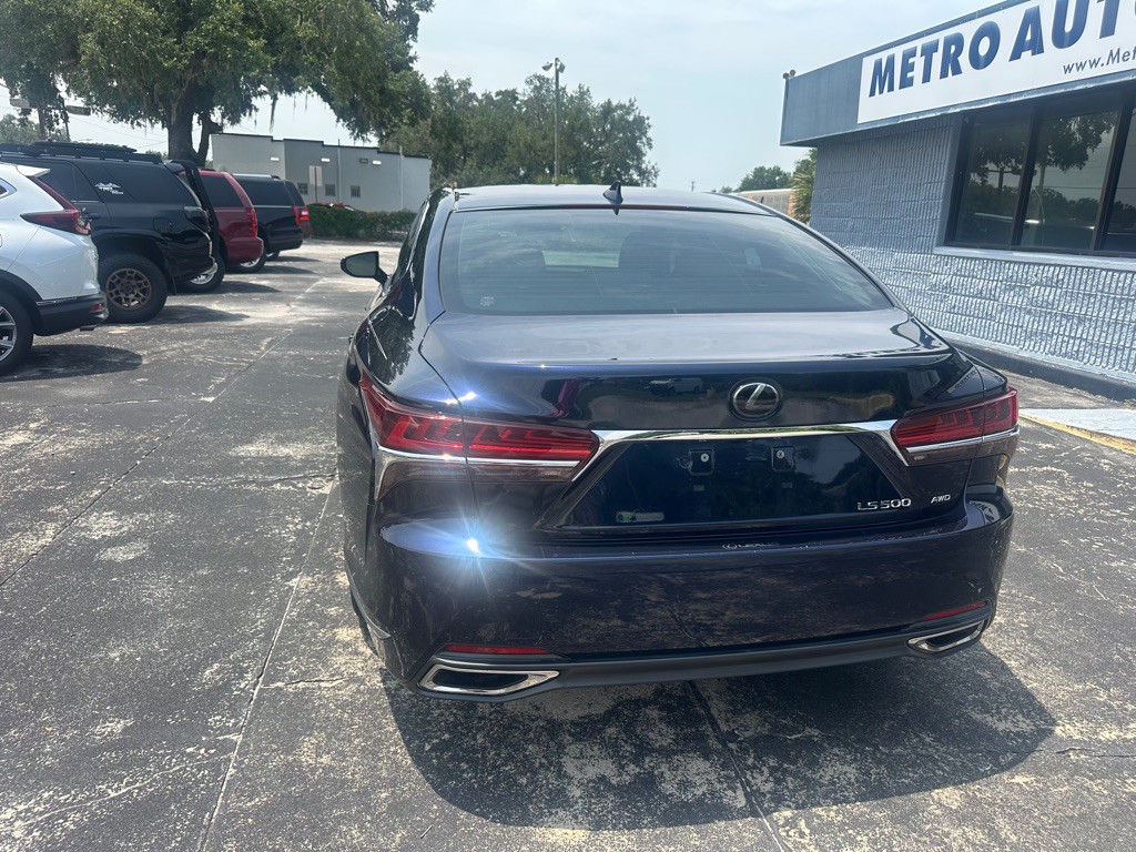 2018 Lexus LS Image 8