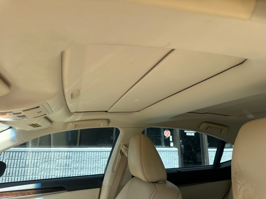 2014 Lexus ES Image 15