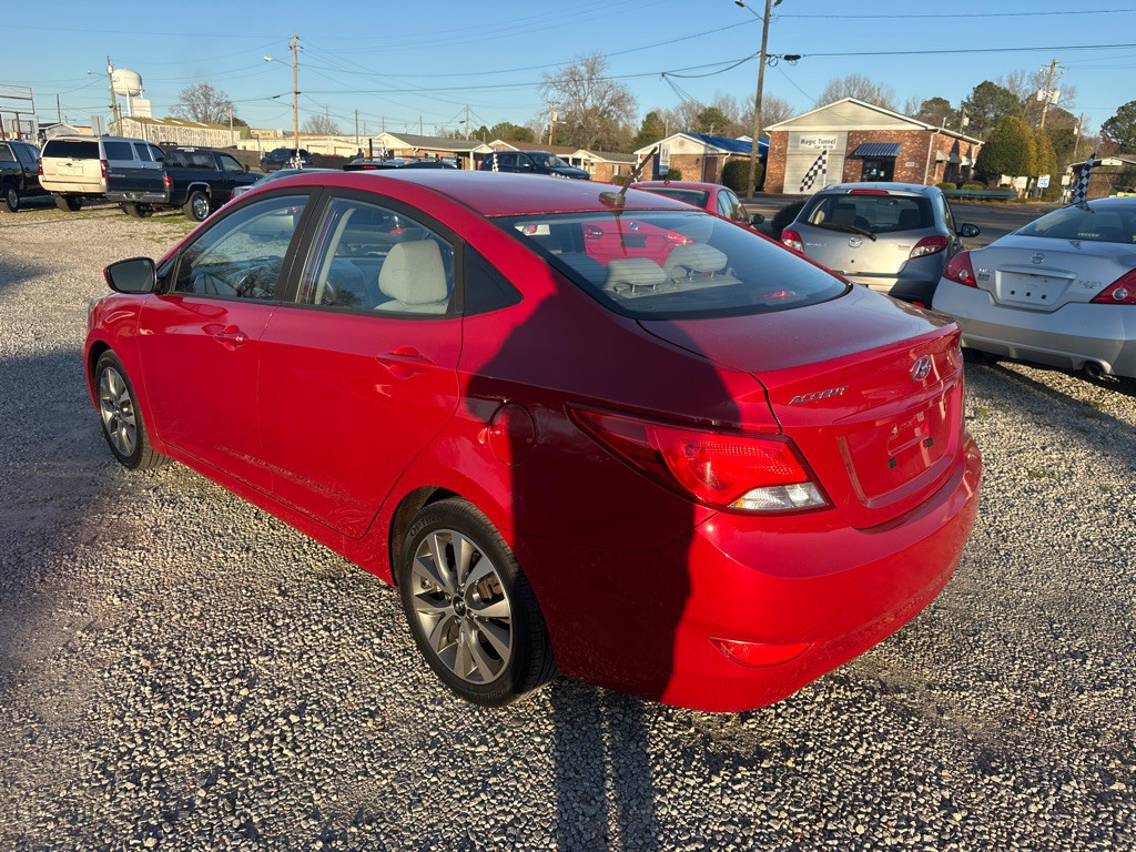 2017 Hyundai Accent Image 6