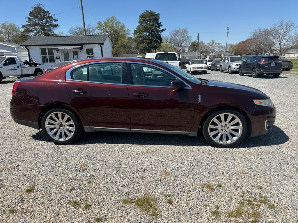 2012 Lincoln MKS Image 4