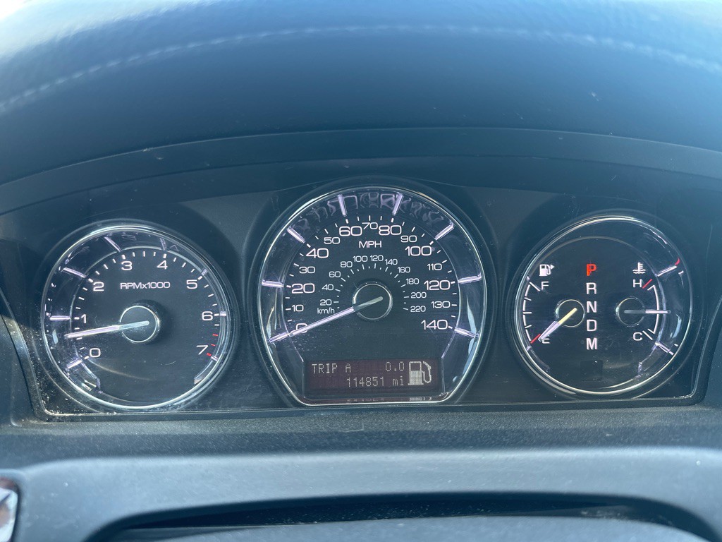2012 Lincoln MKS Image 13