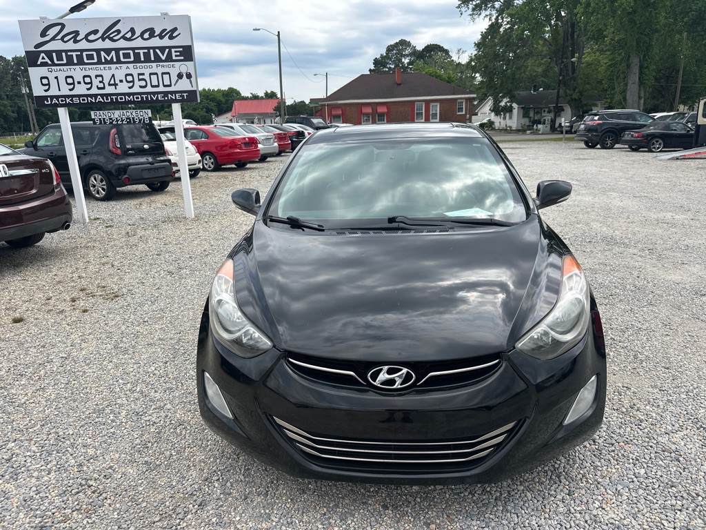 2013 Hyundai Elantra Image 2