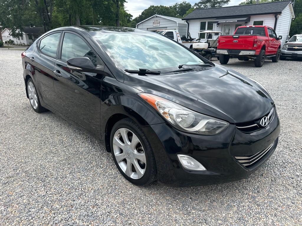 2013 Hyundai Elantra Image 3